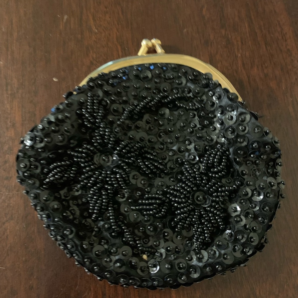 Vintage handmade beaded coin purse